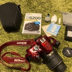 【ネット決済・配送可】Nikon 一眼レフカメラD5200 レッ...