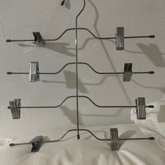 IKEA ボトムス用ハンガー　3つ