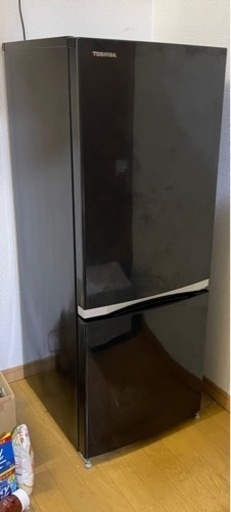 【急募！28日までに連絡なければ終了します！】TOSHIBA 2018年製 ノンフロン冷凍冷蔵庫 GR-M15BS(K) 153リットル 黒冷蔵庫