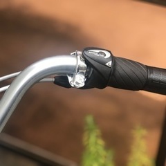 ママチャリ 2台 27インチギア付(白)、26インチギア付(ピンク)