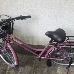 ママチャリ 2台 27インチギア付(白)、26インチギア付(ピンク)