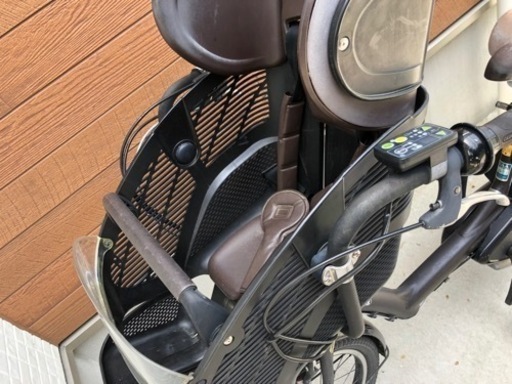 電動アシスト自転車 3人乗り電動自転車 チャイルドシートつき 難あり