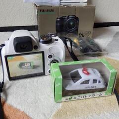 ❤️付属品付き❤️動作品★超望遠720mm★200倍ズーム❤️S4500★FinePix★白色