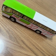 バス　おもちゃ