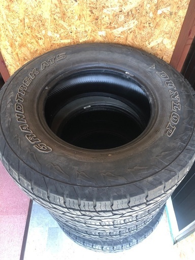 ご成約ありがとうございます❗️ダンロップ　グラントレック　265 70 R16 2020年製　7部山　ダンロップ　バリ山