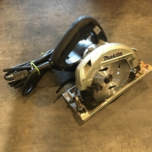 【中古】makita 165mm丸のこ HS6301