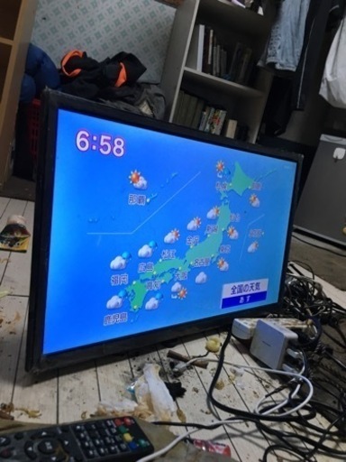 ＡＳＴＥX２４型DVDプレーヤー内蔵地上ハイビジョン液晶TV２年保証付
