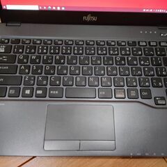 受け渡し予定】軽量！第7世代core-i5 8GB SSD FHD!富士通 LIFEBOOK U937