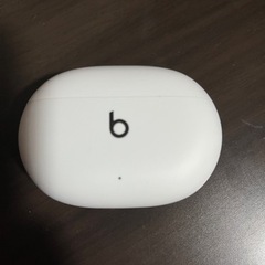 Beats Studio Buds ワイヤレスノイズキャンセリングイヤホン
