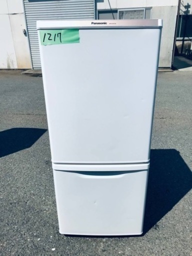1217番 Panasonic✨ノンフロン冷凍冷蔵庫✨NR-B147W-W‼️