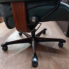 エコーネス　メイフィアＭ　ストレスレス　ホームオフィス　ダークグリーン　本革【愛品倶楽部柏店】