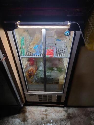 業務用冷蔵庫売ります！