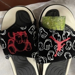 ジョーダン　サンダル　スリッパ　カウズコラボ　新品 ジョーダン サンダル スリッパ カウズコラボ 新品