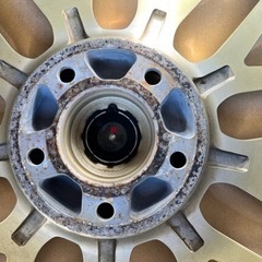 歪みアリにて格安１８インチアルミ２本！