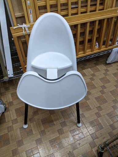 ベビーチェア ハイチェア ベビービョルン アペタイト 廃番品自社配送時代引き可※現金、クレジット、スマホ決済対応※