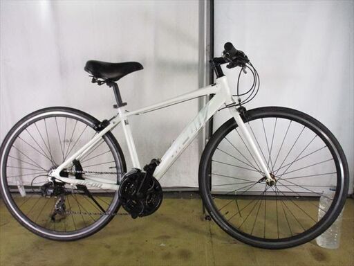 C33★20800円★整備済み スポーツ中古自転車 air-on ホワイト　アルミ　43ｃｍ【クロスバイク】