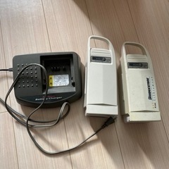 【お譲り先決まりました】バッテリーと充電器 差し上げます。