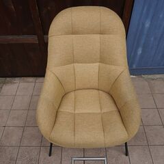 IDC OTSUKA(大塚家具) 取り扱い、デンマークのWendelbo(ヴェネルボ)社よりWONシリーズのアームチェア「マンゴー」です！角切りにしたマンゴーから着想を得た、斬新なラウンジチェア♪CF314