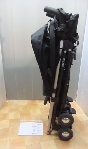 Jeep製三輪ベビーカー リバティー リミテッド ②