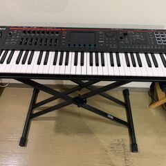 【新同品・美品】Roland FANTOM-06 シンセサイザー キーボード 電子ピアノ スタンド　ダンパーペダルセット　Synthesizers 61鍵盤 専用ケース付
