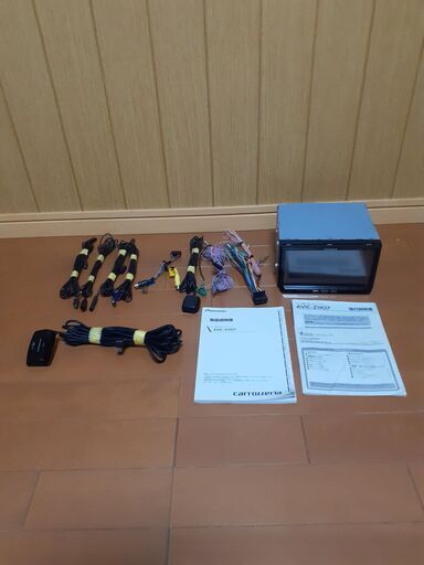 【値下げしました！！】カロッツェリア　サイバーナビ　AVIC-ZH07
