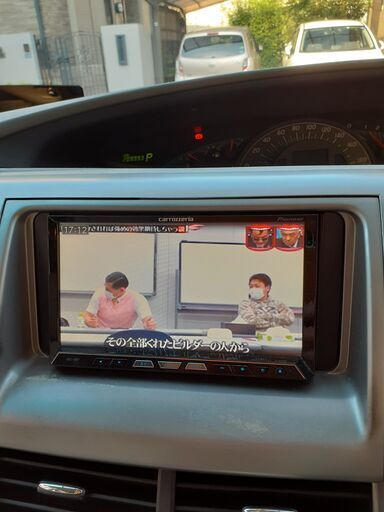 【値下げしました！！】カロッツェリア　サイバーナビ　AVIC-ZH07