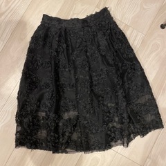 【H&M】メッシュスカート　フラワーモチーフ　サイズ38