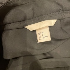 【H&M】メッシュスカート　フラワーモチーフ　サイズ38 − 東京都