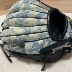 野球グローブ　アンダーアーマー 