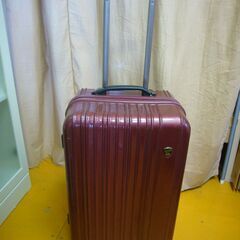 キャリーバッグ　スーツケース　ハードタイプ　ワインレッド
