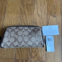 COACH 化粧ポーチ　新品