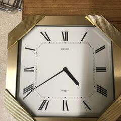 時計　１台　1,000円