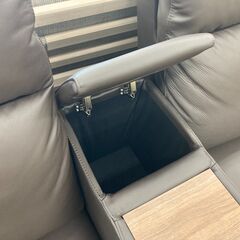 本革2人掛け電動リクライニングソファー　ﾆﾄﾘ　Nｽﾄﾗｽ