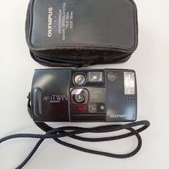 062 レトロ カメラ（1300円→1000円に値下げしました！）