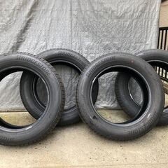 215/60R17　ジープ レネゲード新車外しタイヤ　ブリヂストン トランザ T005　2021年製造