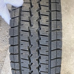 ホイル付きタイヤ４本　新品未使用品