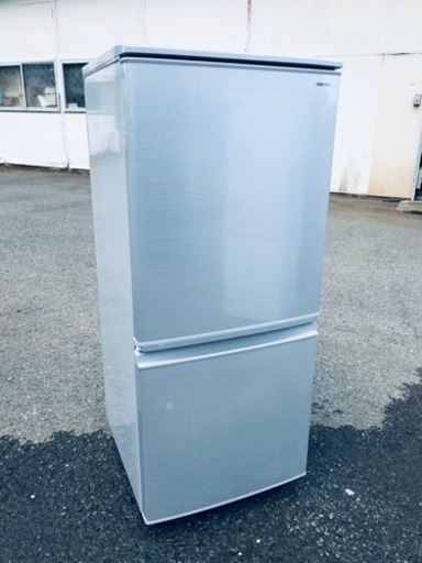 ET1256番⭐️SHARPノンフロン冷凍冷蔵庫⭐️2018年製