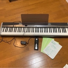 電子ピアノ　カシオ　PX-300 多機能モデル