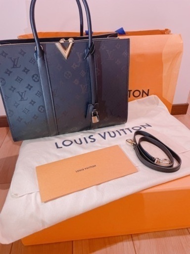【ほぼ新品】LOUIS VUITTON ハンドバッグ