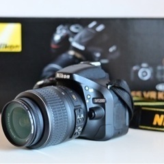 ニコン　一眼レフデジタルカメラ　Nikon D5200 18-5...