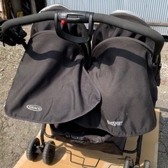 GRACO　　ツインベビーカー