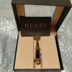 美品GUCCI1500ゴールドクォーツ腕時計黒文字ＮＮ2759