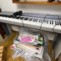 【7月頭までの出品】YAMAHA電子ピアノ　自動演奏付き　音質か...