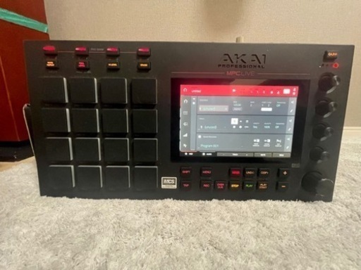 全国発送可◎【MPC】AKAI  MPCLIVE  美品　ケース、キーボード付き