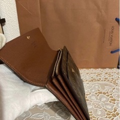 状態良好　ルイヴィトン　ポルトフォイユ サラ　モノグラム　　二つ折り長財布　正規店リペア可能な正規品です。