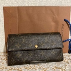 状態良好　ルイヴィトン　ポルトフォイユ サラ　モノグラム　　二つ折り長財布　正規店リペア可能な正規品です。