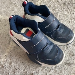 TOMMY🇫🇷HILFIGER スニーカー✧︎*。18.5㎝　✧︎*。