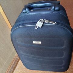 【USSARO】スーツケース