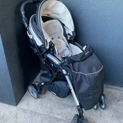 コンビ ホワイトレーベル アンブレッタ 4キャス プレミアム エッグショック