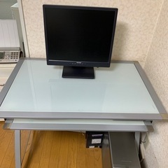 【値下げ】パソコンテーブル